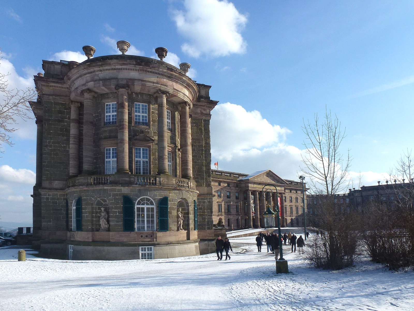 Schloss-Wilhelmshöhe im Schnee | von IMMOVATION AG