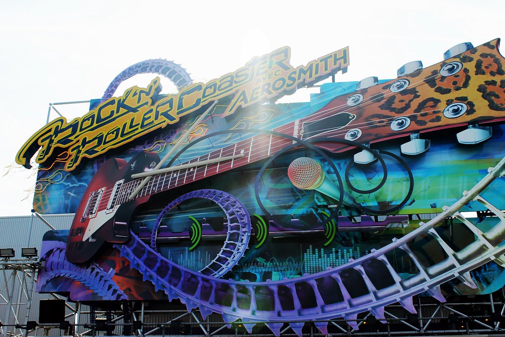 Drawing Dreaming - 10 razões para visitar a Disneyland Paris - Rock n Roller Coaster Aerosmith