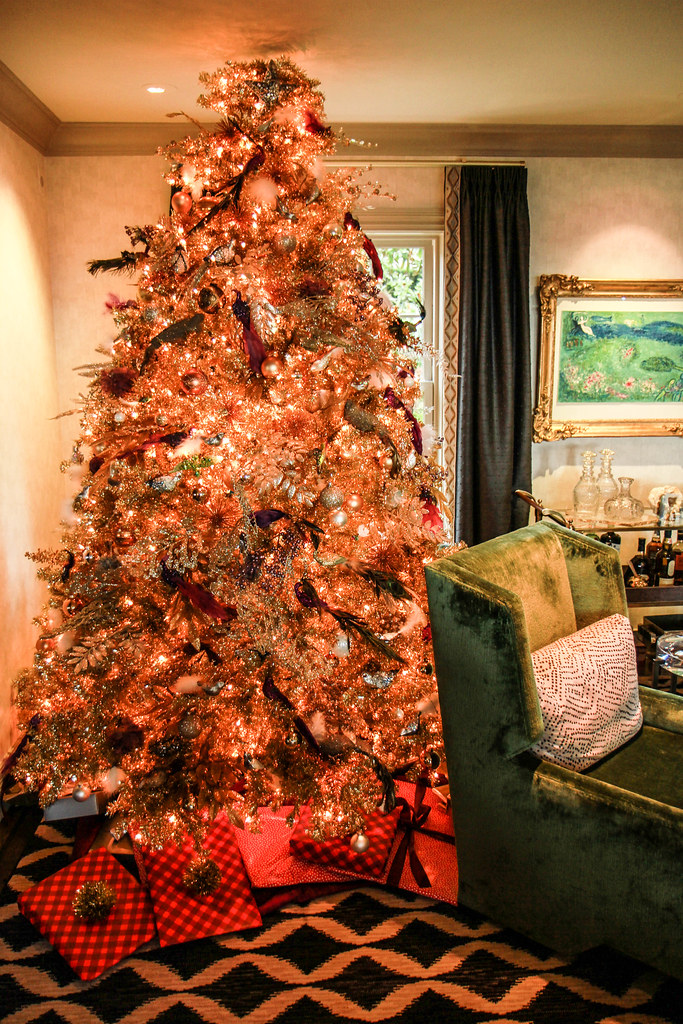 2016 Christmas Decoration Tour from HeatherChristo.com