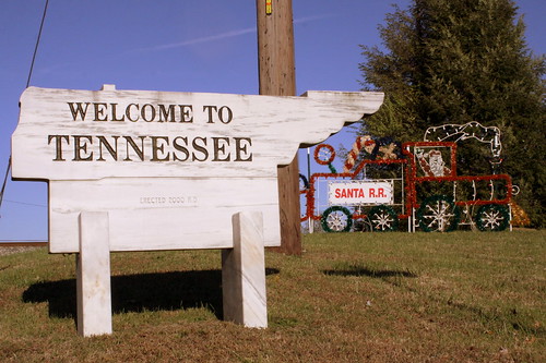 Welcome to Tennessee: Ardmore AL/TN Border at Christmas