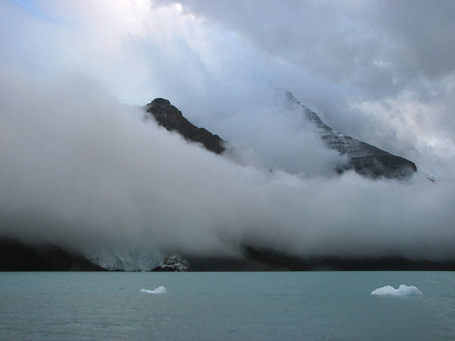 Mount Robson, 16 Sep 2007