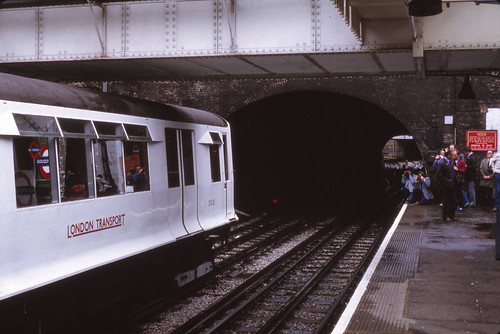 R stock at Gloucester Road