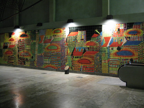 Mosaico en el interior del Metro de la Estación de Oriente. ViajerosAlBlog.com.