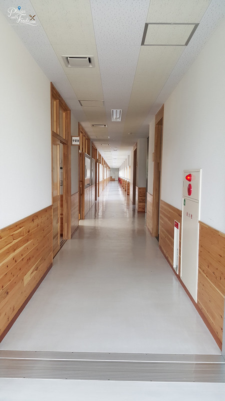 Kakunodate Senior High School akita corridor