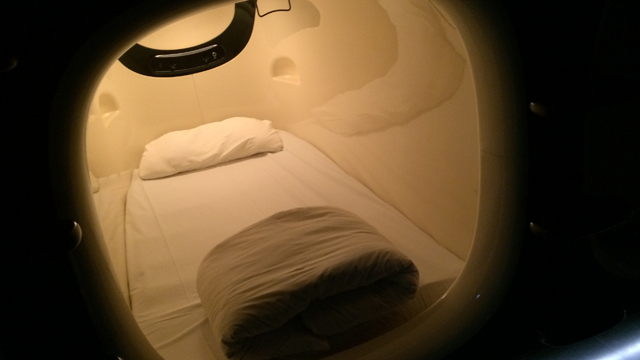 H9 Inside sleep capsule