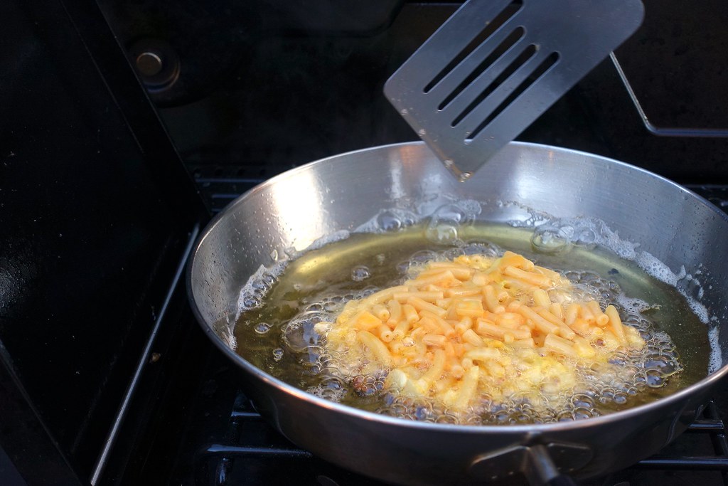 Mac & Cheese Frittatas- Instalpasta