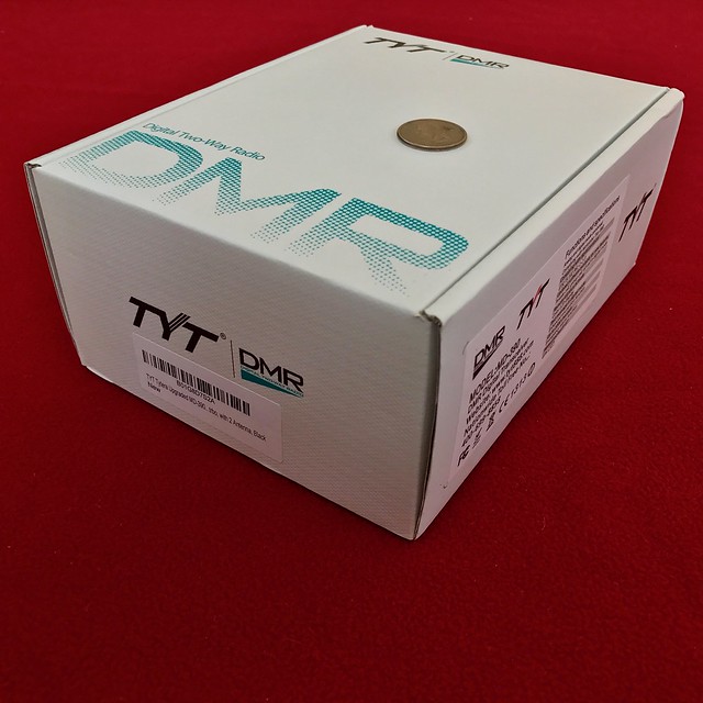 Tytera MD-390 unboxed