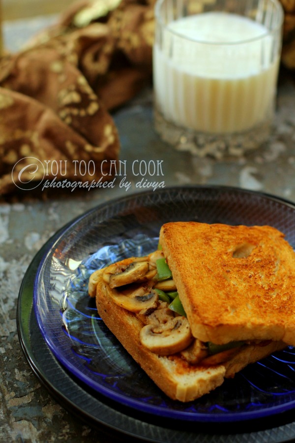 Sweet And Sour Mushroom Sandwich | Mushroom Capsicum Sandwich | Mushroom Sandwich Recipe