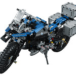 LEGO Technic 42063 BMW R 1200 R Adventure 01