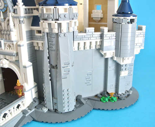 LEGO 71040 The Disney Castle review