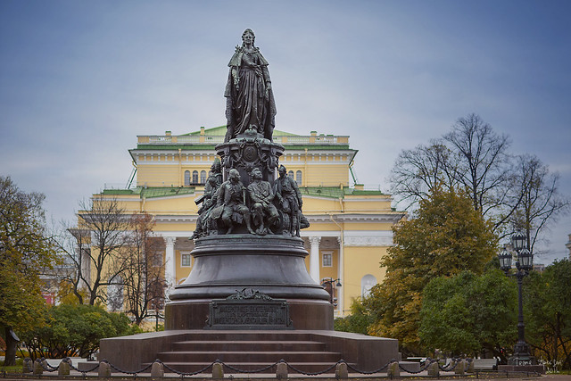 Памятник Екатерине II // Monument of Catherine the Great