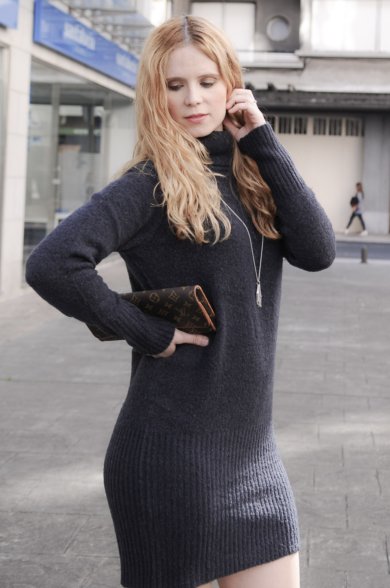 Autumn Outfit of the Day with Chic Jumper Dress - Ingrid Hughes Beauty