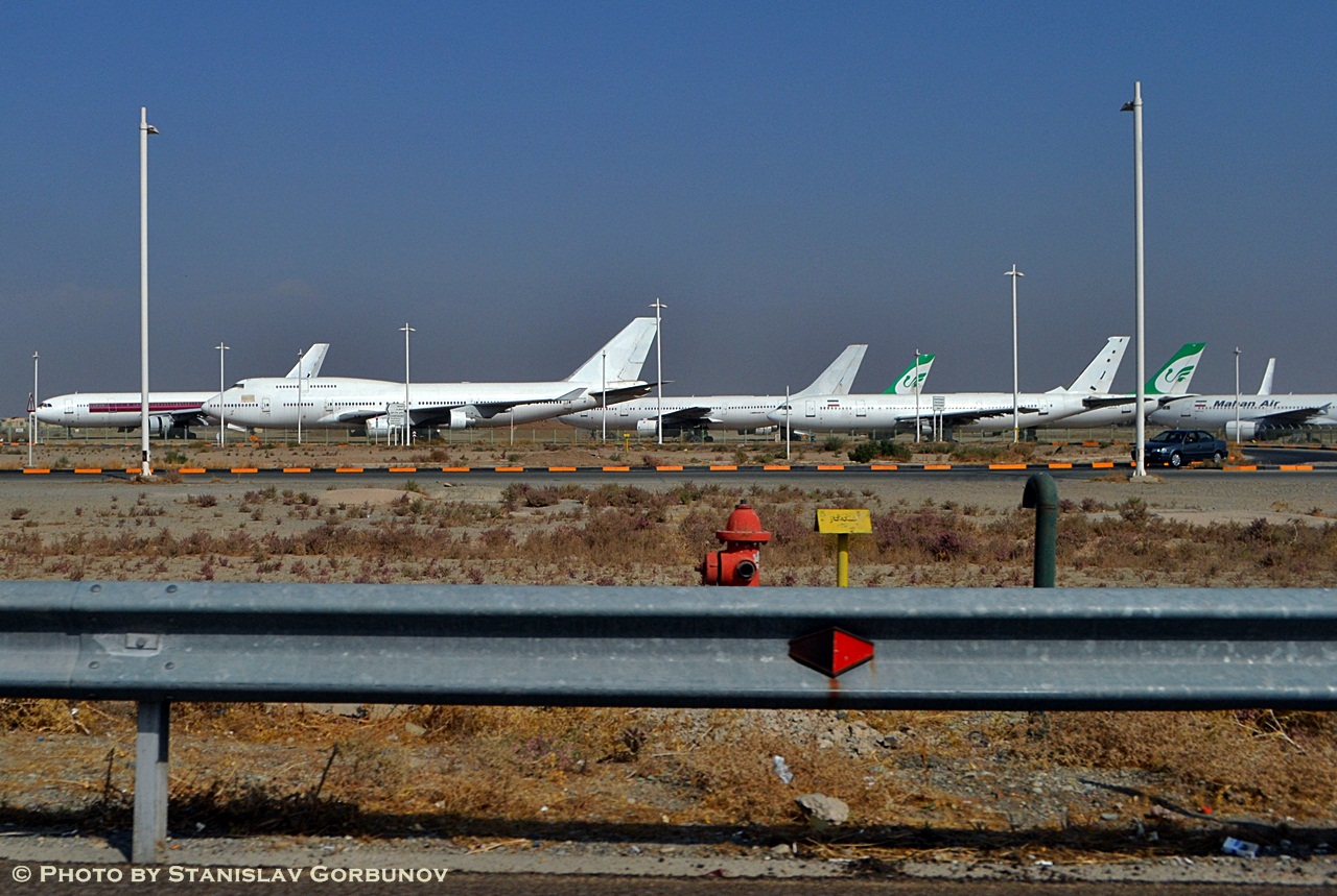 Блеск и убогость главных аэропортов Ирана air01