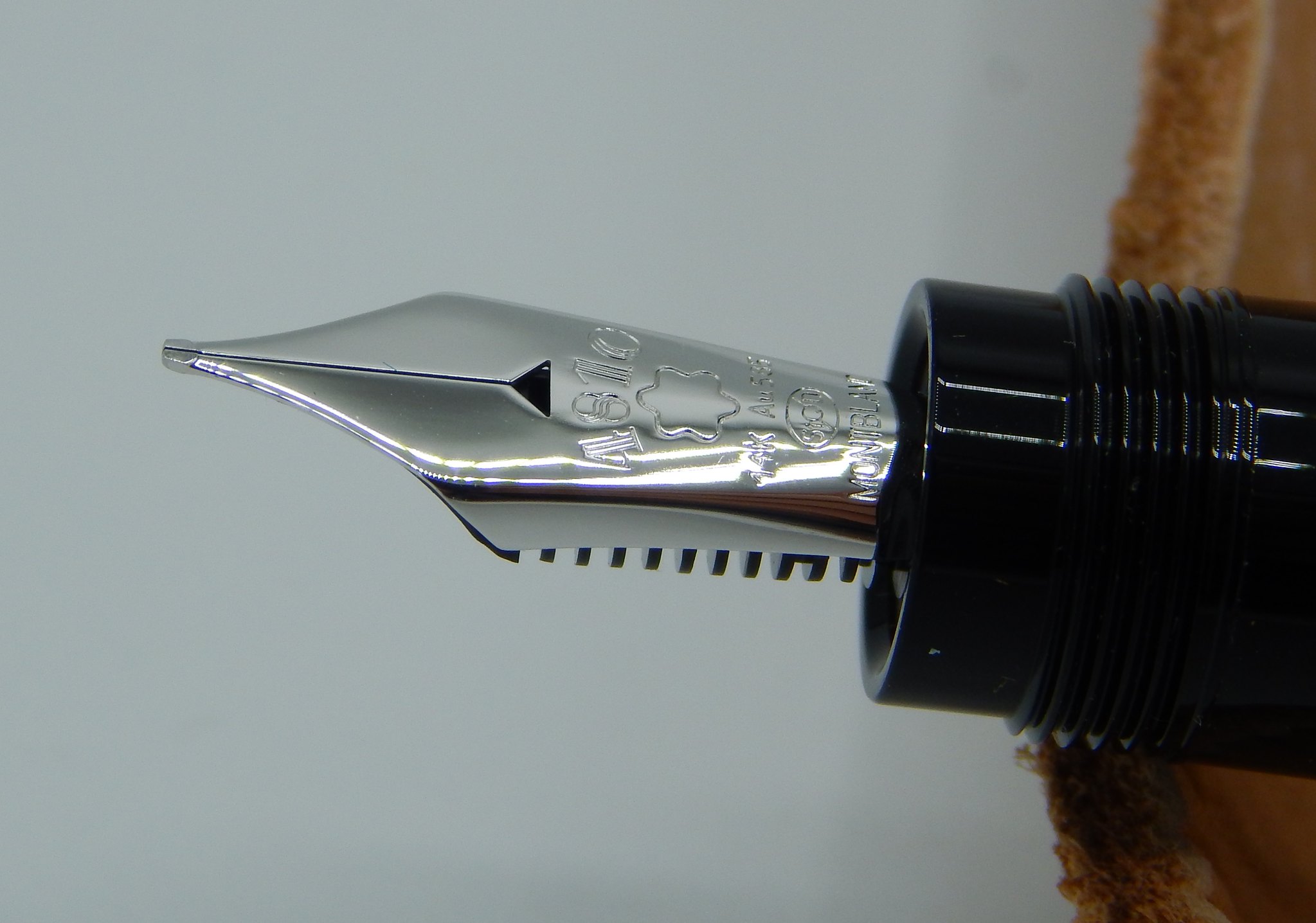 Montblanc best sale nib replacement