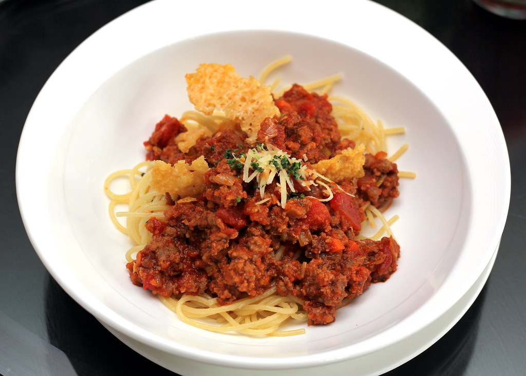 cameron-highlands-resort-lunch-spaghetti-bolognese