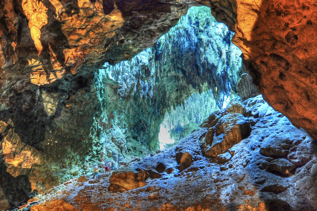 Callao Cave HDR 05