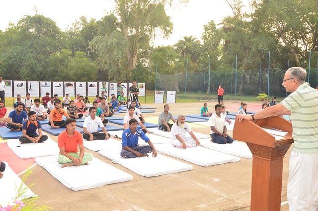 AMU VC addressing the Yoga camp .JPG