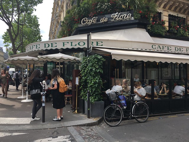 カフェ ド フロール(cafe de flore) パリ フランス paris france st germain des pres
