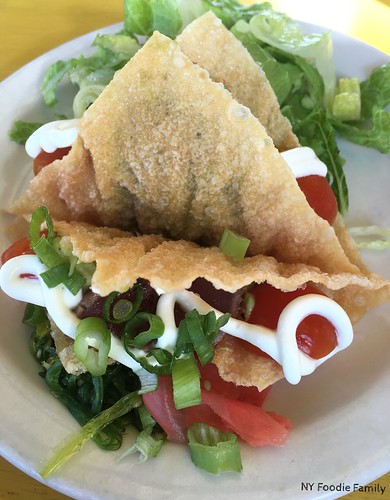 Seared Ahi Tuna Mini Wonton Tacos - Umami Cafe