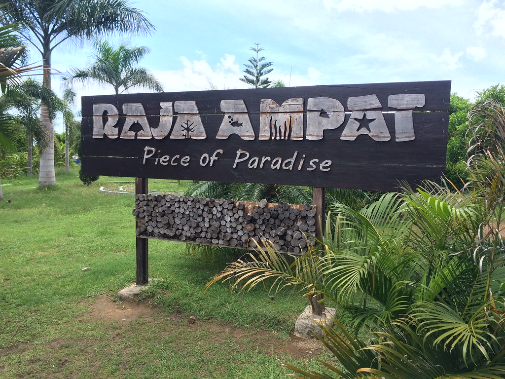 Raja Ampat Waisai Welcome - Copyright Travelosio