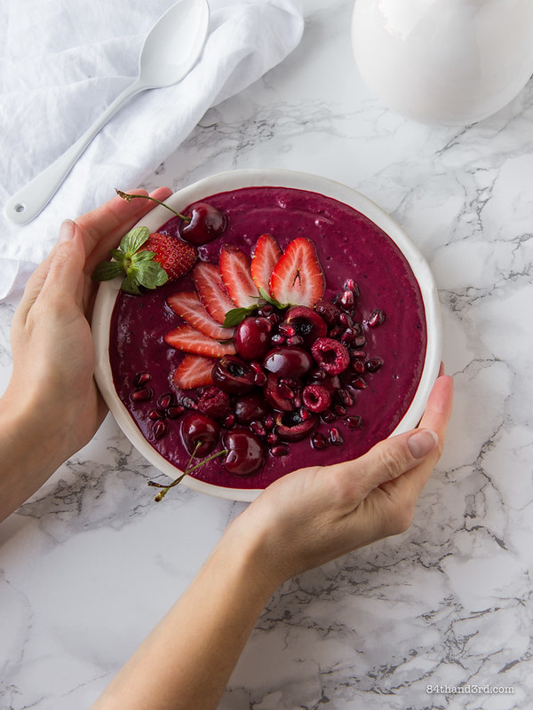 Beetroot & Berry Smoothie Bowl