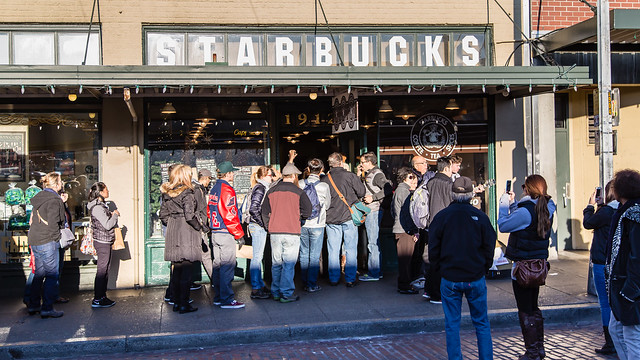 Seattle Nov Starbucks Orig Pike Place