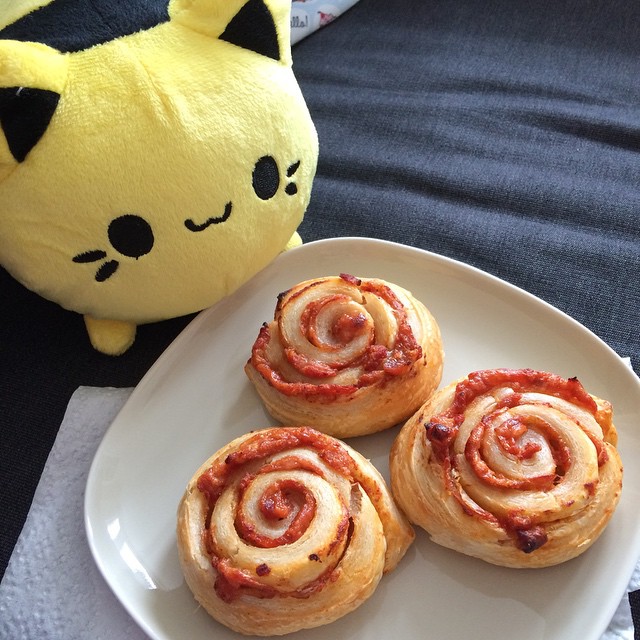 I made these pastry pinwheels yesterday. Far too good to share with Meowchi!