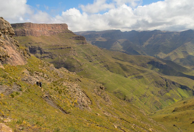 Por el norte de SUDÁFRICA. Montañas, playas, fauna y sus gentes - Blogs de Sudáfrica - Drakensberg: Royal Natal NP. Bajo una nevada africana en el Sentinel Trail (11)