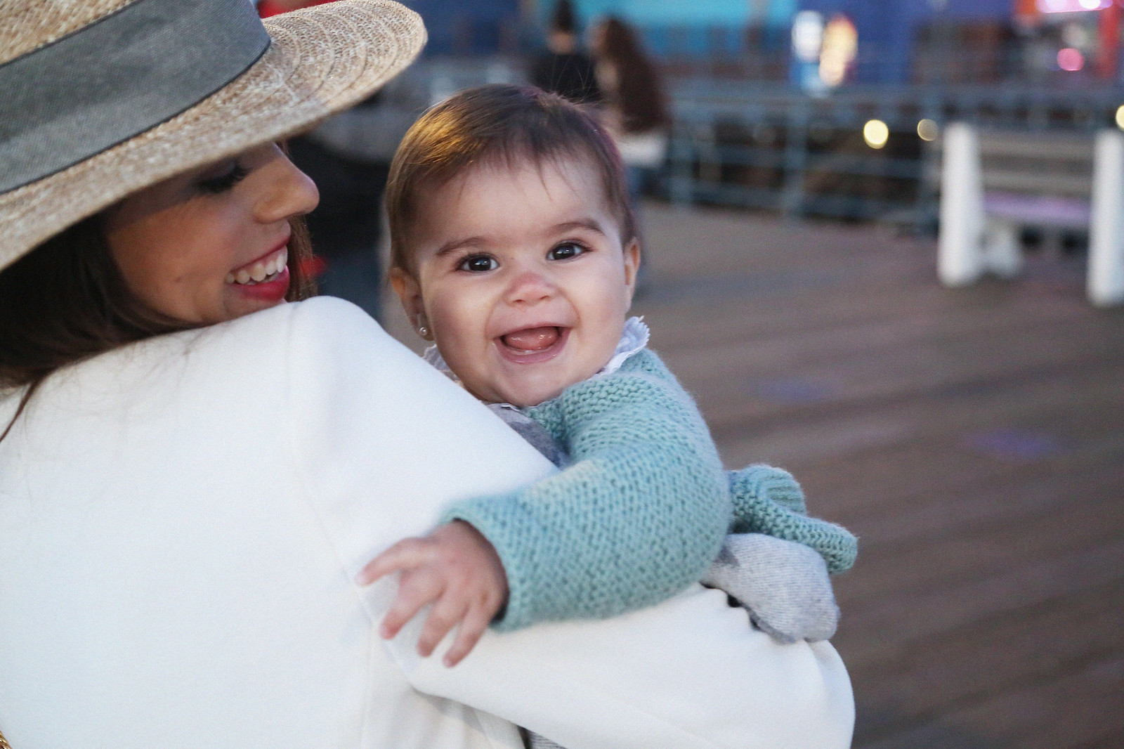 Jessie Chanes Seams for a Desire - Travelling Babies Baby Tips Viajar Bebe-8