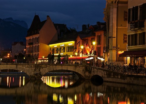 Iluminated Annecy canals at night
