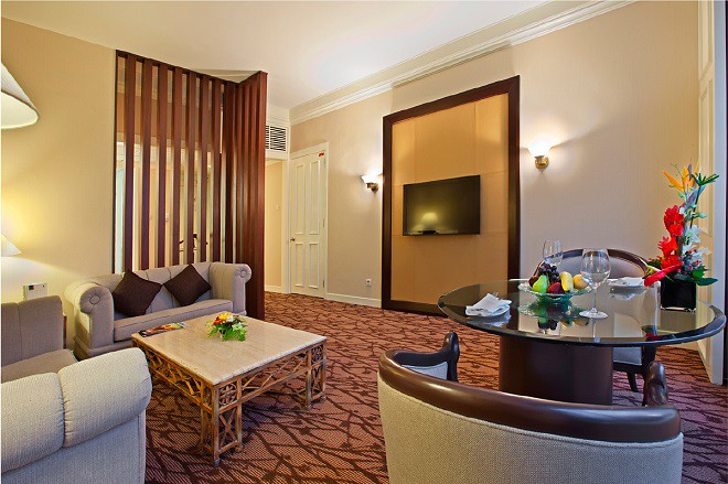 Review Hotel Istana Kuala Lumpur