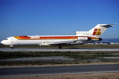 Iberia B727-256 EC-GCK BCN 14/02/1999