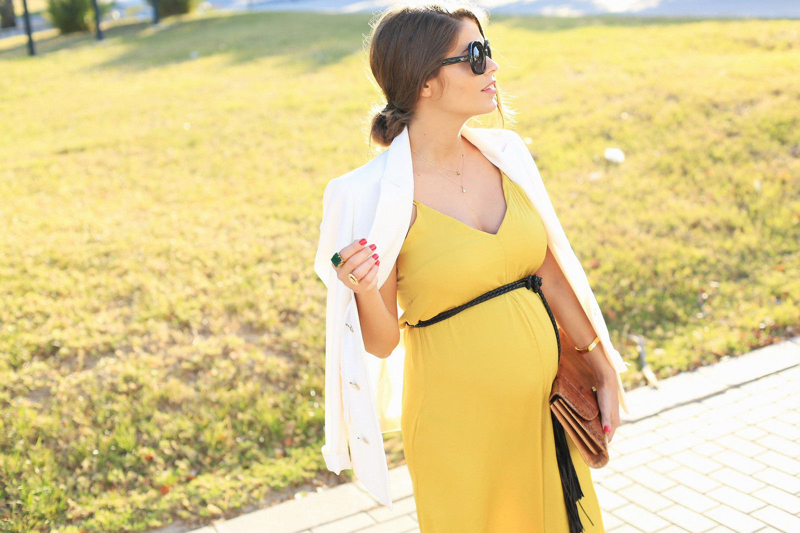 seams-for-a-desire-jessie-chanes-pregnant-outfit-mustard-long-jumpsuit-tous-jewels_9