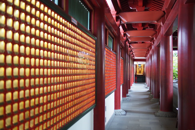 Tour of Singapore: Buddha Tooth Relic Temple