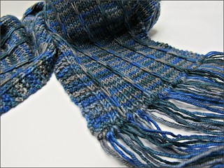 Irisa scarf, close up