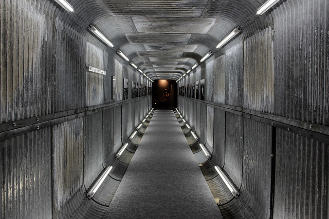 映画『BOLT』のためのトンネル