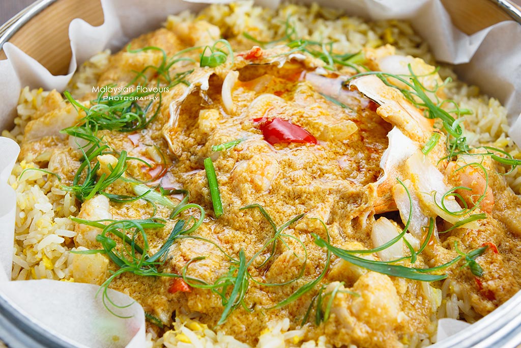 Ruyi & Lyn Bangsar crab curry fried rice