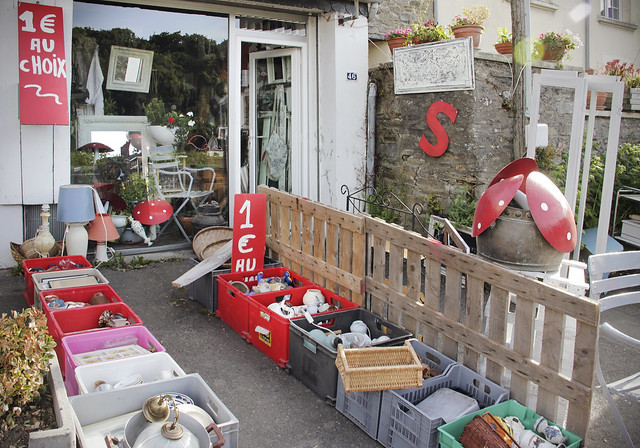 Brocante shops in Brittany