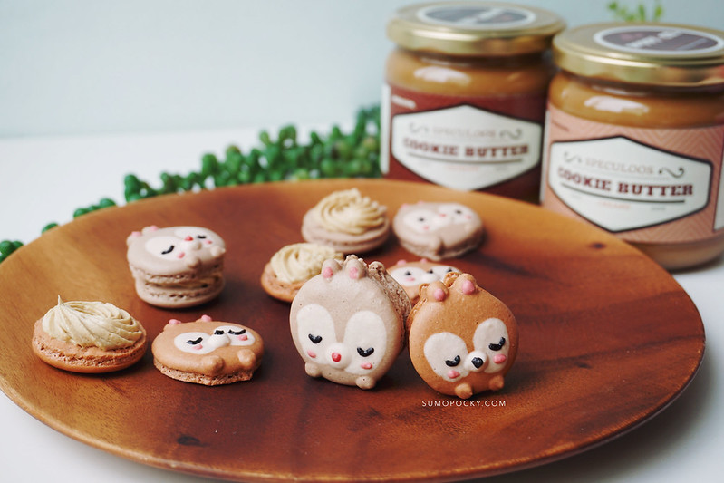 Chip and Dale Speculoos Macarons