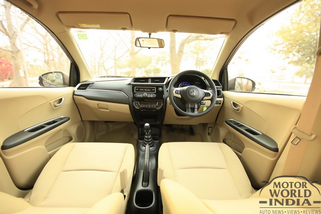 2016-Honda-Amaze-Facelift-Interior-Dashboard (2)
