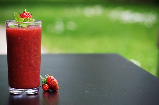 Bring smoothies! From 4 Healthy Ways to Satisfy Your Snack Cravings While Traveling