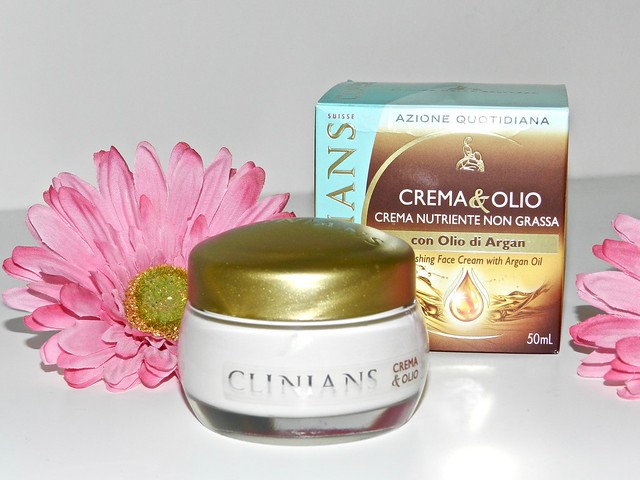 rigenerare la pelle: crema & olio clinians