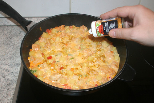 37 - Mit Salz & Curry abschmecken / Taste with salt & curry