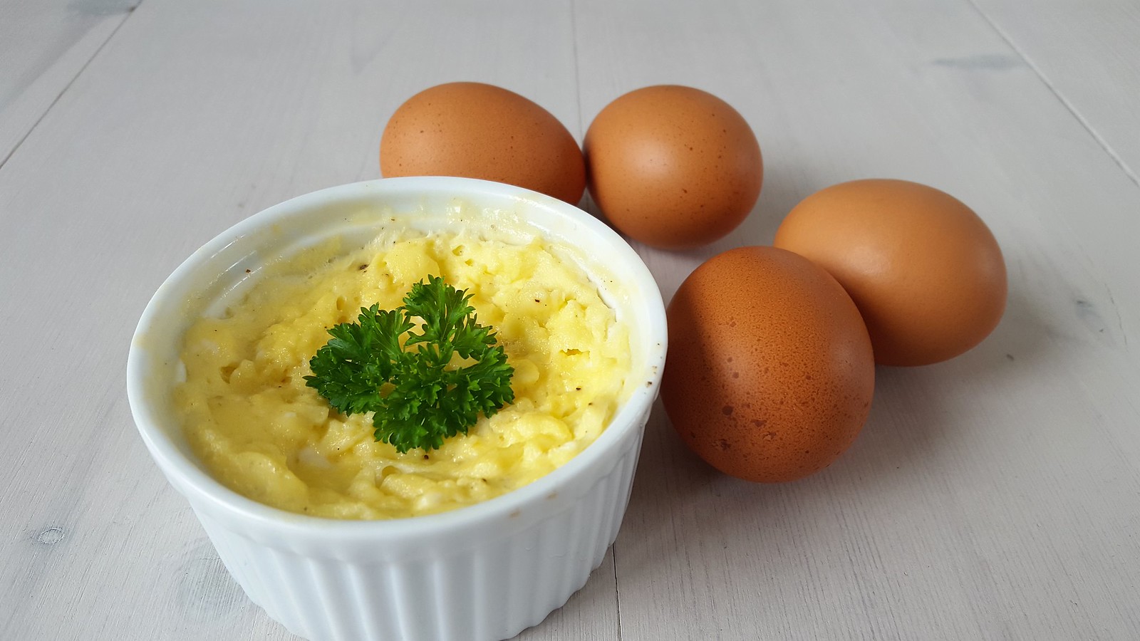 Recipe for Homemade Microwave Scrambled Eggs