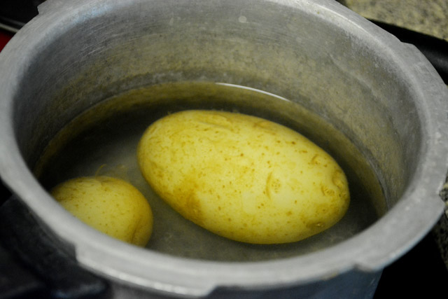 Cooked potato for poori masala