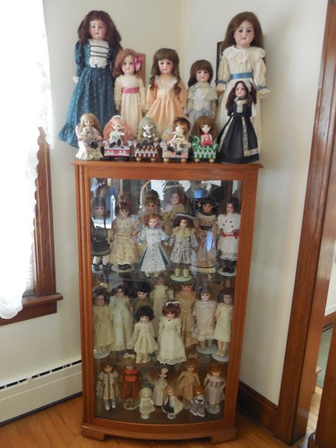 Current state of my antique doll collection 28296599443_a90666209f
